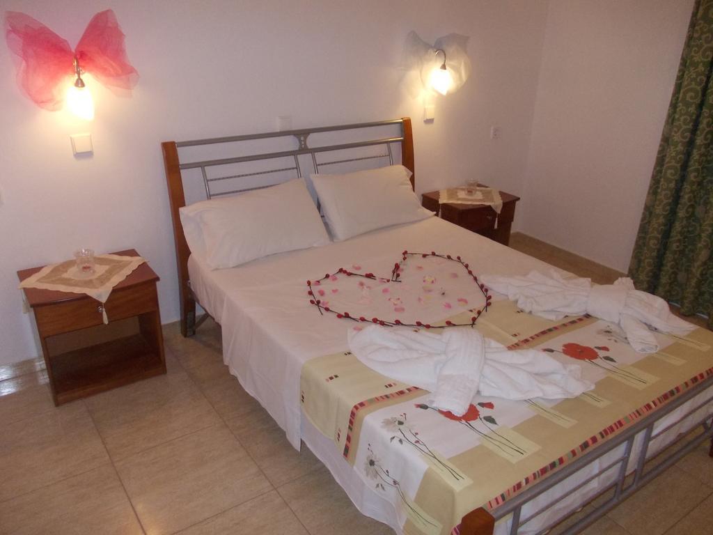 Estelle Hotel Геракини Экстерьер фото