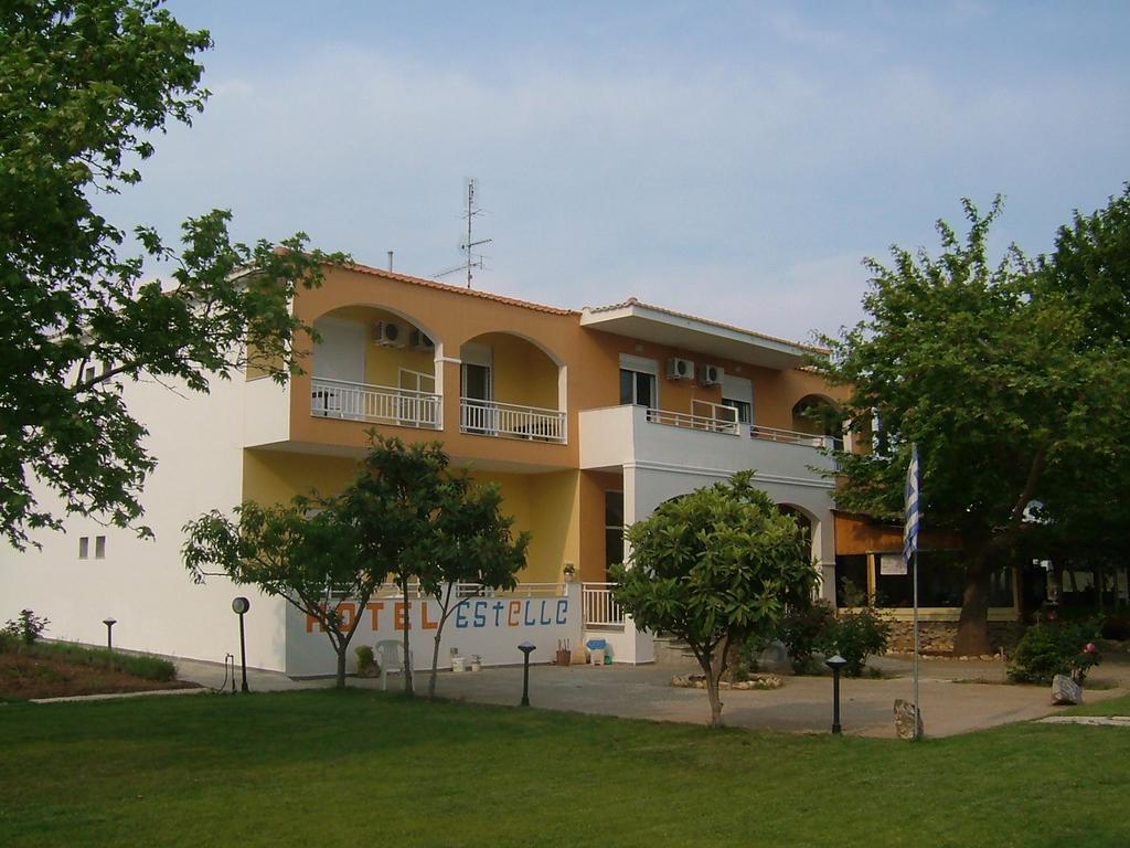 Estelle Hotel Геракини Экстерьер фото